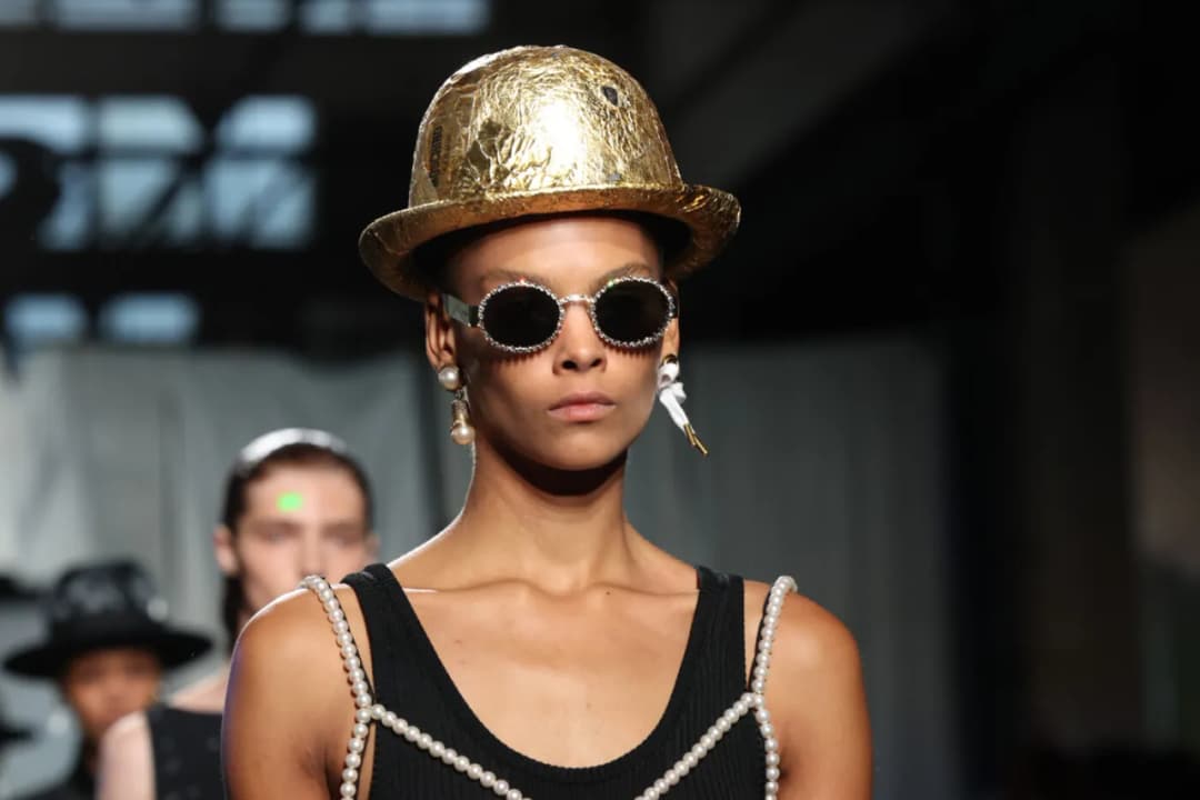 Modne okulary przeciwsłoneczne, które musisz znać, aby wyglądać stylowo